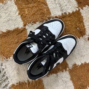 Nike Panda Dunk Low